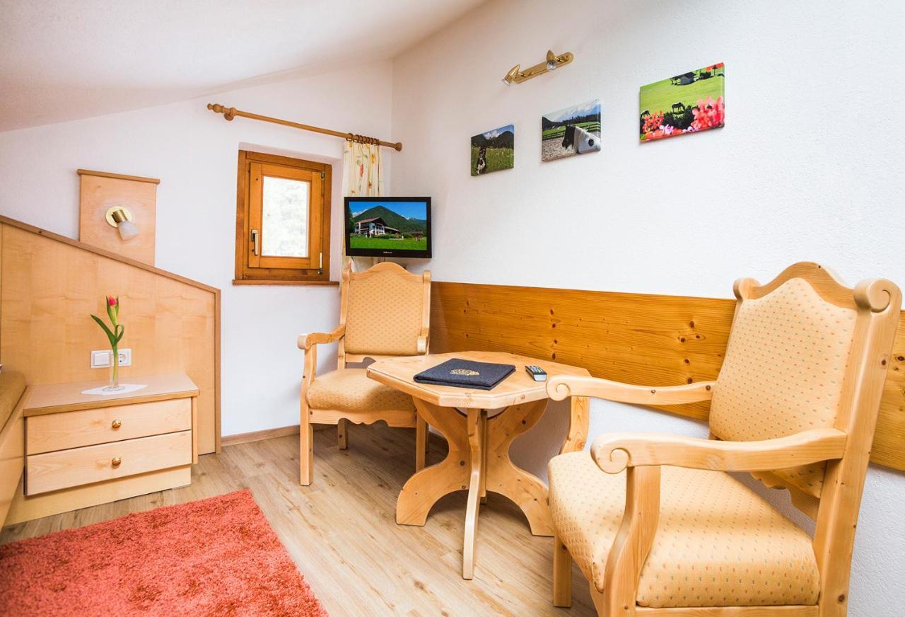 Gaestehaus Fitsch Obsteig Εξωτερικό φωτογραφία
